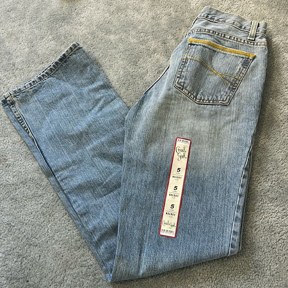 Cruel Girl Kelsey Slim Long